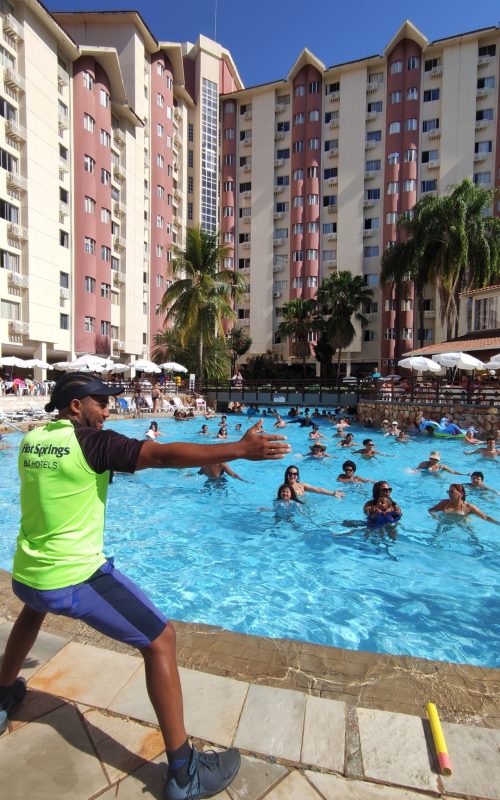 Recreação na Piscina do HotSprings Hotel